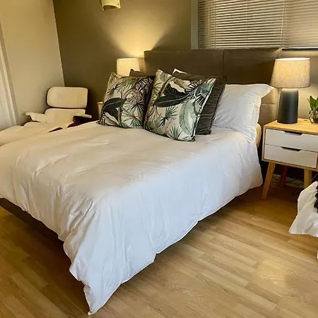 Rose'S Place Cape Town Room photo